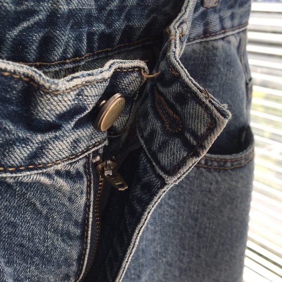 High-waist Ankle Jeans - Picture 9 of 16